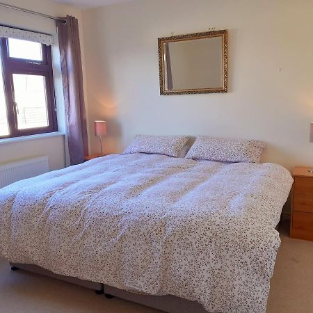 Budget Accommodation - Knocknacarra, Galway Exteriör bild