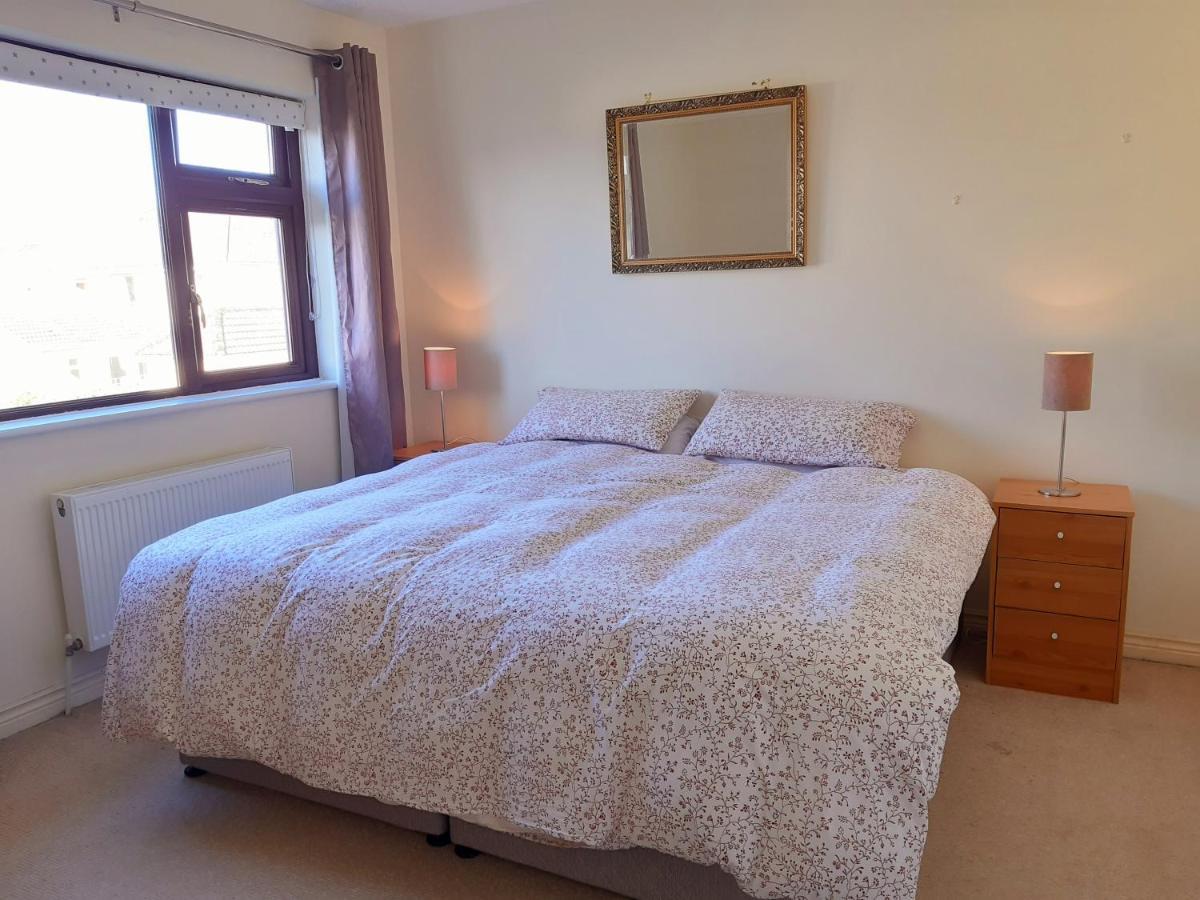 Budget Accommodation - Knocknacarra, Galway Exteriör bild